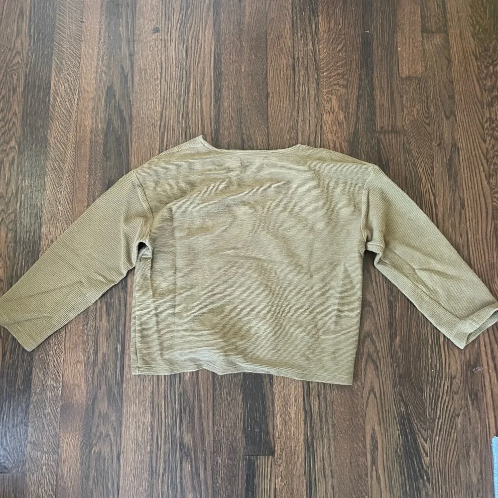 Madewell texture and thread v neck light green top